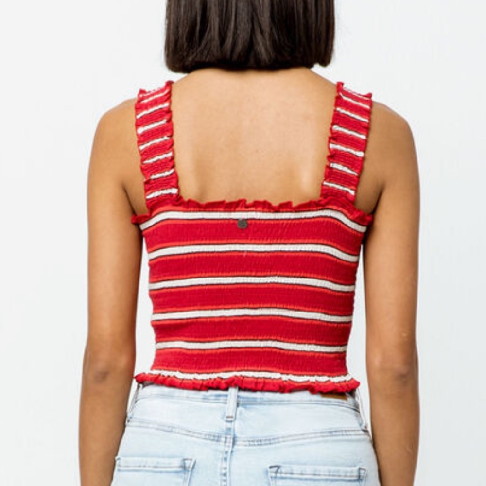 BILLABONG ❤️🔥 RED AND WHITE STRIPED SCRUNCH TOP NWT SIZE SMALL - Picture 2 of 7